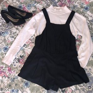 Never Worn Black Overall Romper With Pockets!